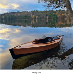 MOBY FUN Kajak auf dem Wasser