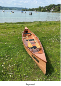 REPOVESI Kanadier Kajak auf dem Wasser