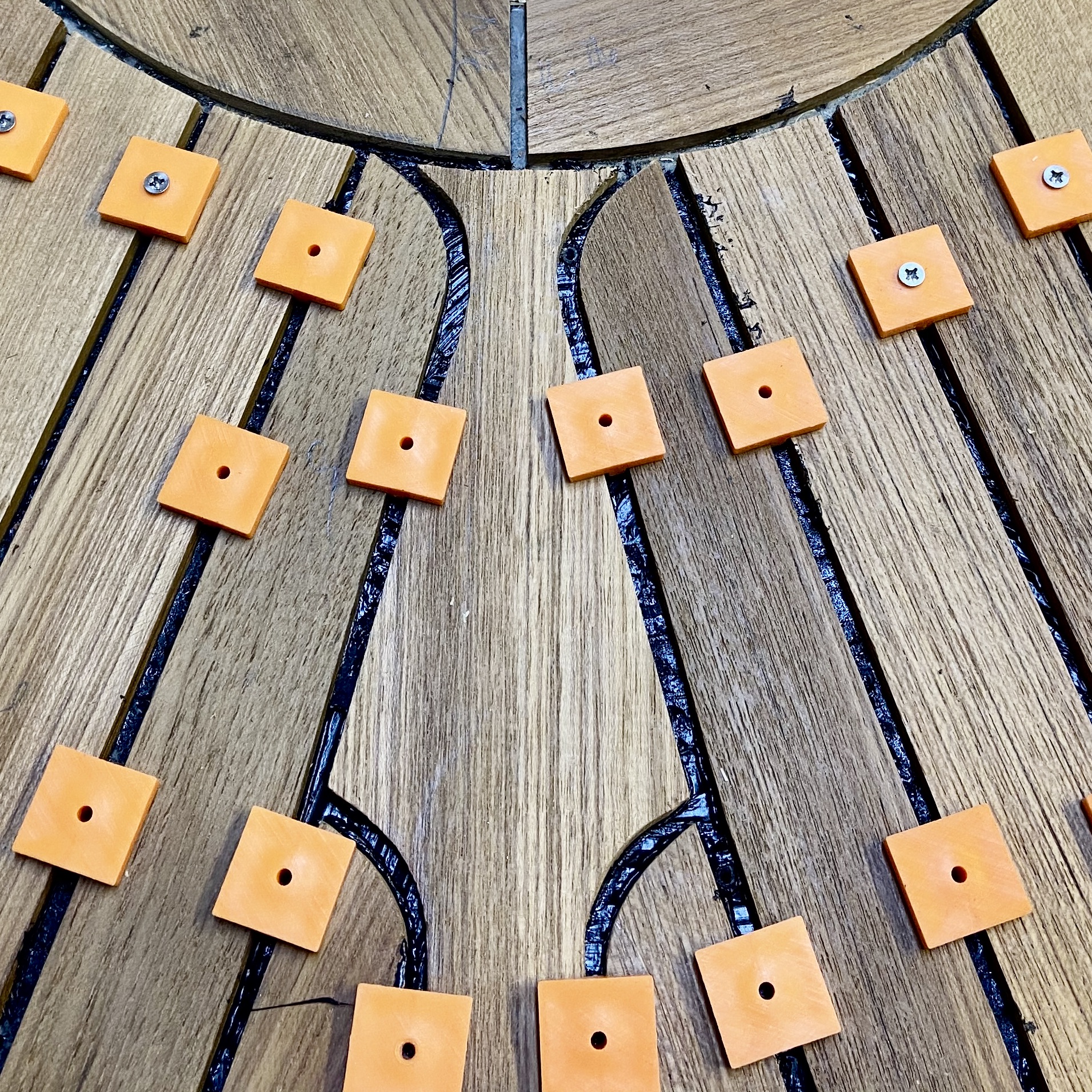 Abstandshalter für Teakstabdeckbau<i>100 Stück</i><i>verschiedene Abstände</i> – Bild 2