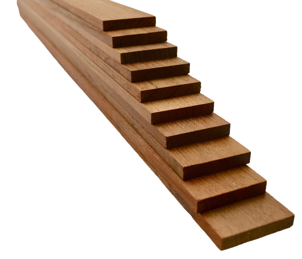 Teak Stabdeckleisten 6 x 35 mm <i> im 10er-Pack </i>  <i> verschiedene Maße ab 20 cm und bis 90 cm Länge </i>